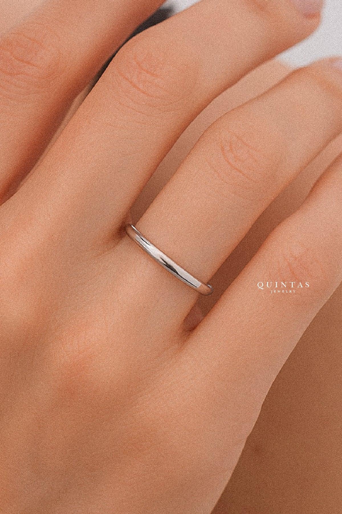 Minimal Silver Ring